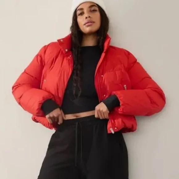 Athleta Summit Cropped Down Puffer Coat - Cardinal Red / Orange - Size XL - NWOT - Picture 2 of 6